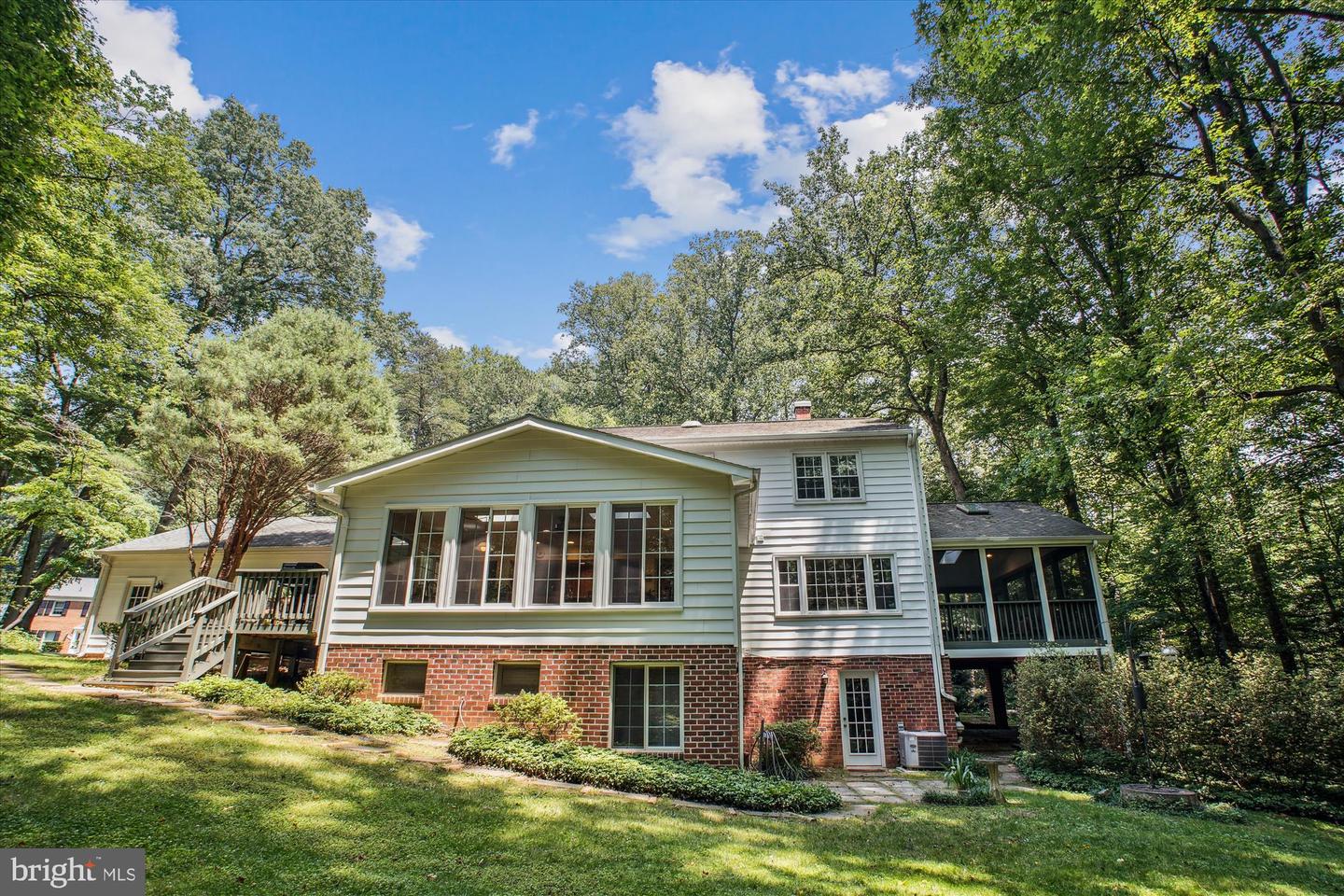 3010 PHYLLMAR PL, OAKTON, Virginia 22124, 5 Bedrooms Bedrooms, ,3 BathroomsBathrooms,Residential,For sale,3010 PHYLLMAR PL,VAFX2248134 MLS # VAFX2248134