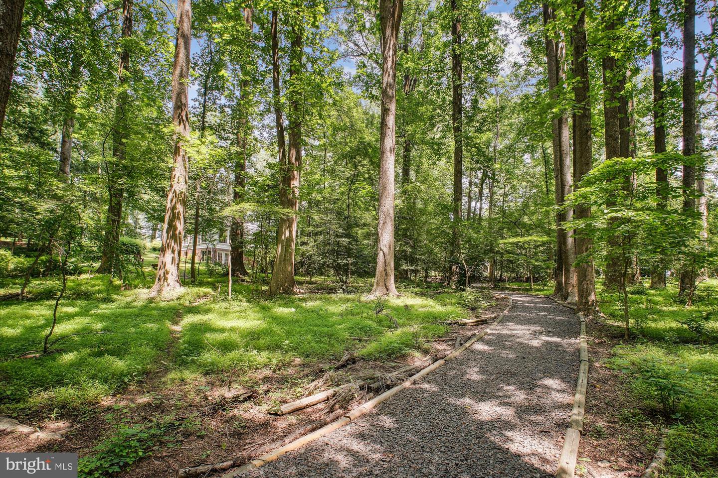 3010 PHYLLMAR PL, OAKTON, Virginia 22124, 5 Bedrooms Bedrooms, ,3 BathroomsBathrooms,Residential,For sale,3010 PHYLLMAR PL,VAFX2248134 MLS # VAFX2248134