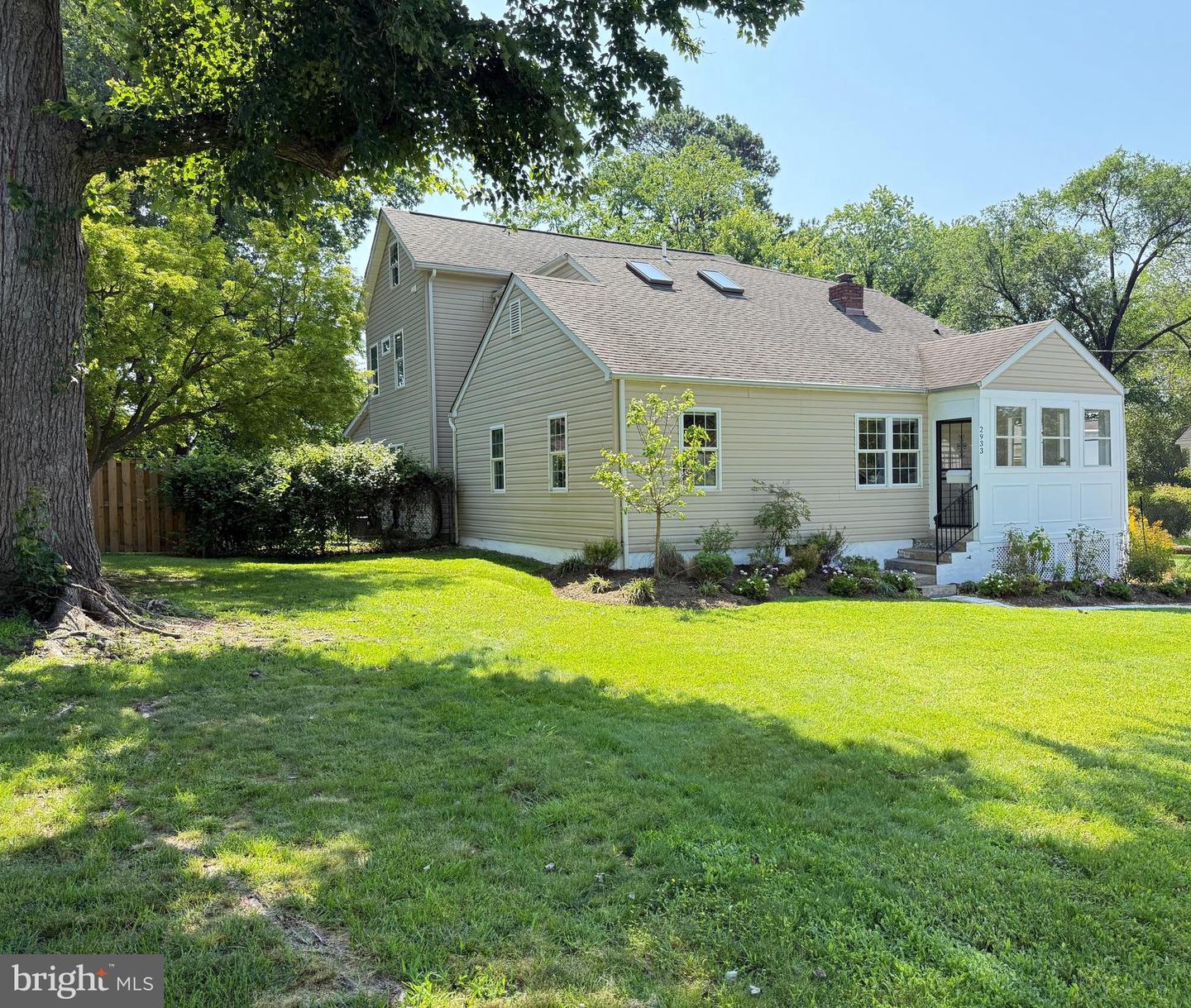2933 FAIRMONT ST, FALLS CHURCH, Virginia 22042, 5 Bedrooms Bedrooms, ,4 BathroomsBathrooms,Residential,For sale,2933 FAIRMONT ST,VAFX2249024 MLS # VAFX2249024
