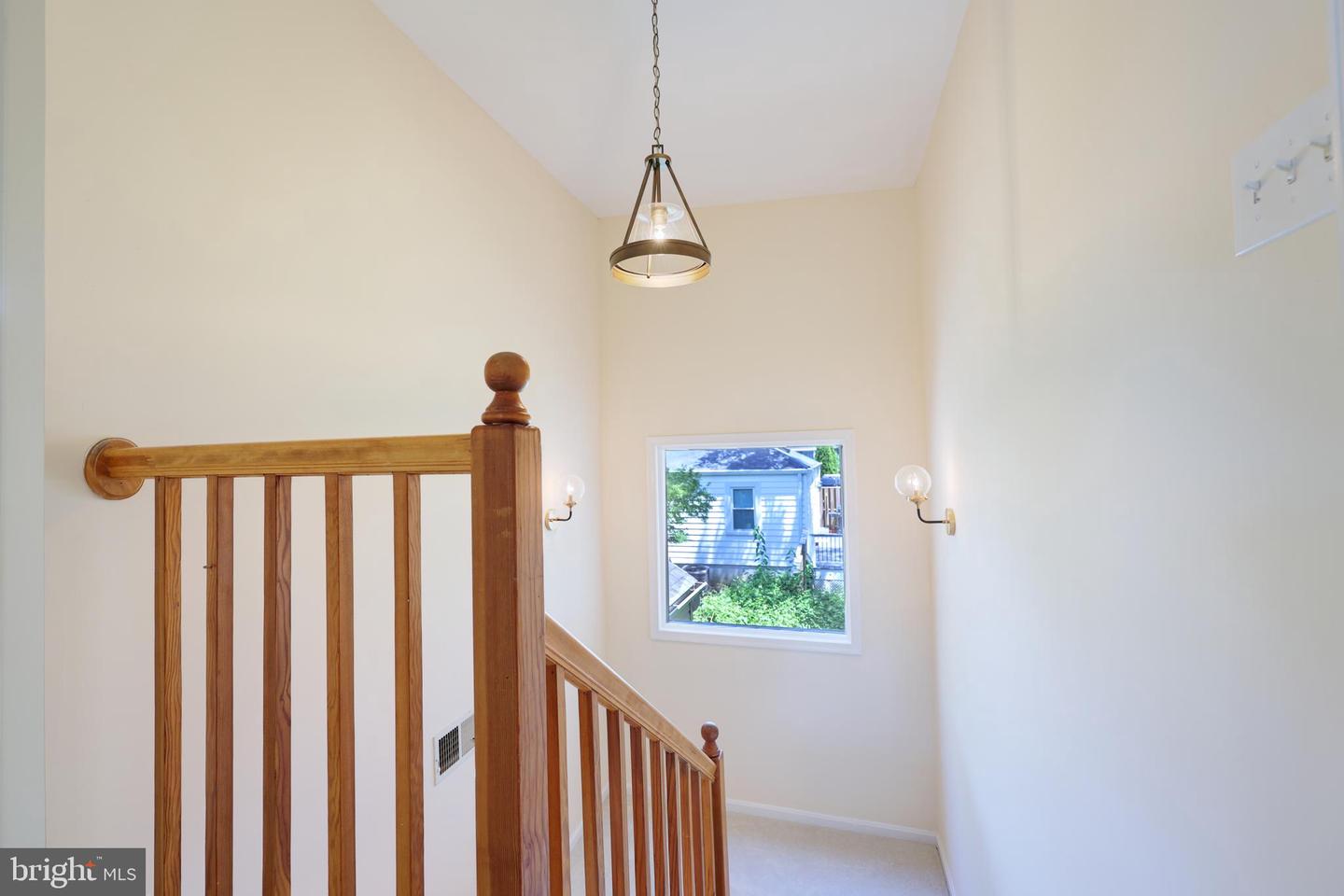 2933 FAIRMONT ST, FALLS CHURCH, Virginia 22042, 5 Bedrooms Bedrooms, ,4 BathroomsBathrooms,Residential,For sale,2933 FAIRMONT ST,VAFX2249024 MLS # VAFX2249024