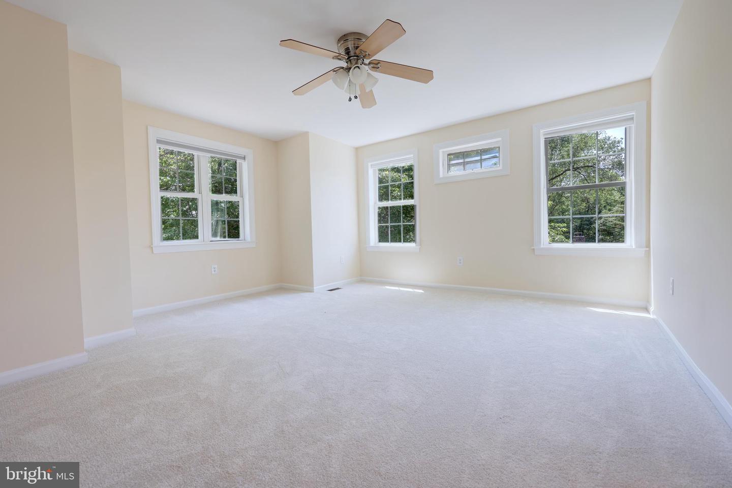 2933 FAIRMONT ST, FALLS CHURCH, Virginia 22042, 5 Bedrooms Bedrooms, ,4 BathroomsBathrooms,Residential,For sale,2933 FAIRMONT ST,VAFX2249024 MLS # VAFX2249024
