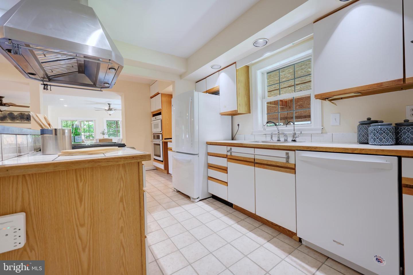2933 FAIRMONT ST, FALLS CHURCH, Virginia 22042, 5 Bedrooms Bedrooms, ,4 BathroomsBathrooms,Residential,For sale,2933 FAIRMONT ST,VAFX2249024 MLS # VAFX2249024
