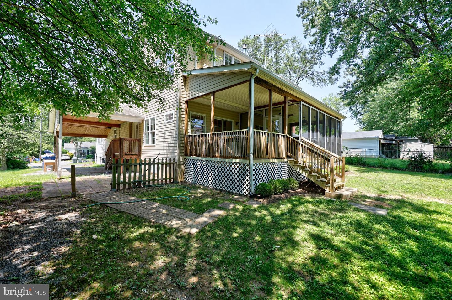 2933 FAIRMONT ST, FALLS CHURCH, Virginia 22042, 5 Bedrooms Bedrooms, ,4 BathroomsBathrooms,Residential,For sale,2933 FAIRMONT ST,VAFX2249024 MLS # VAFX2249024