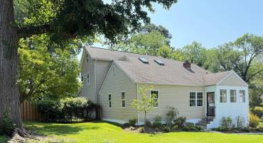 2933 FAIRMONT ST, FALLS CHURCH, Virginia 22042, 5 Bedrooms Bedrooms, ,4 BathroomsBathrooms,Residential,For sale,2933 FAIRMONT ST,VAFX2249024 MLS # VAFX2249024