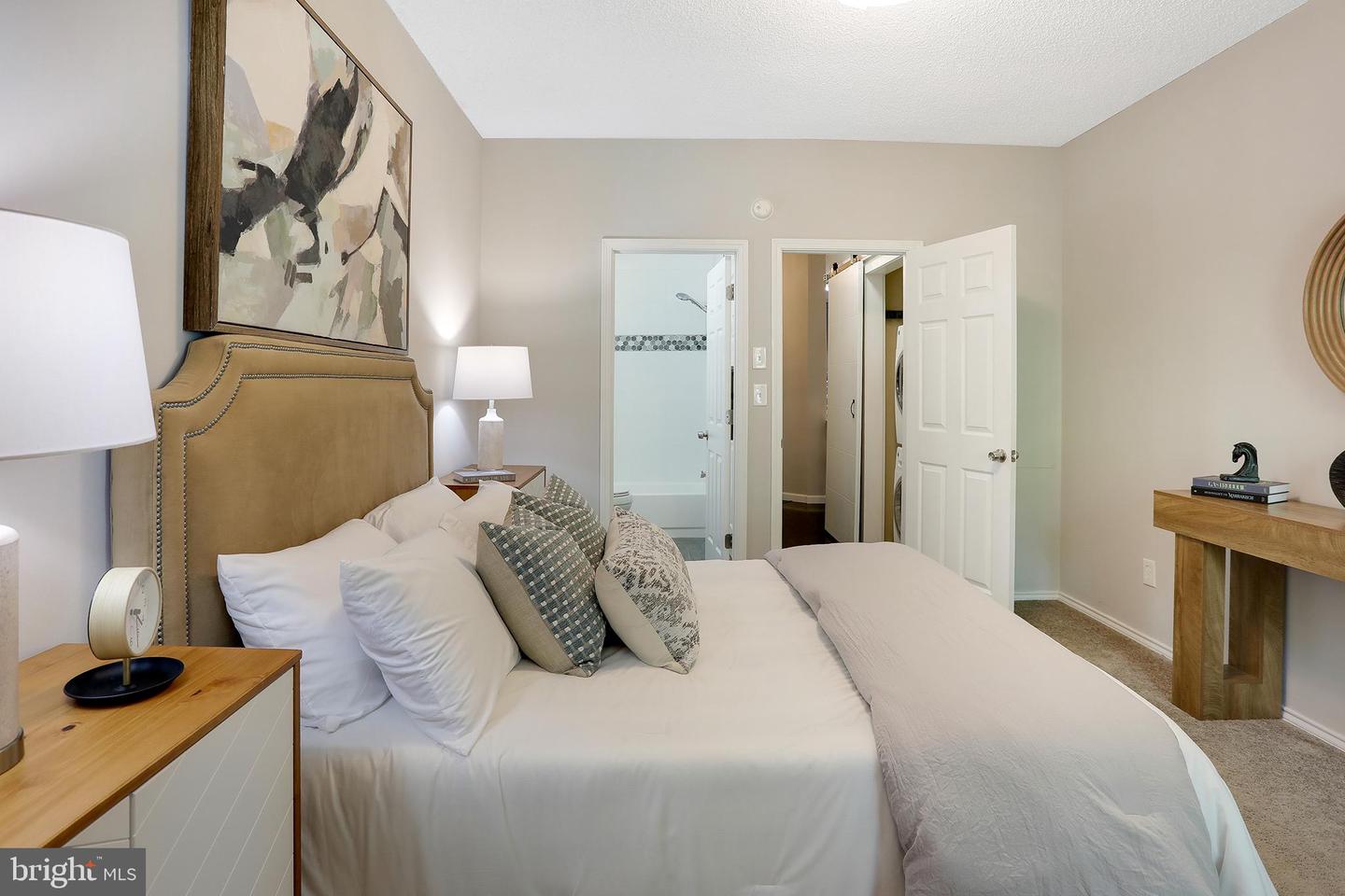 13085 AUTUMN WOODS WAY #206, FAIRFAX, Virginia 22033, 2 Bedrooms Bedrooms, 2 Rooms Rooms,2 BathroomsBathrooms,Residential,For sale,13085 AUTUMN WOODS WAY #206,VAFX2249224 MLS # VAFX2249224