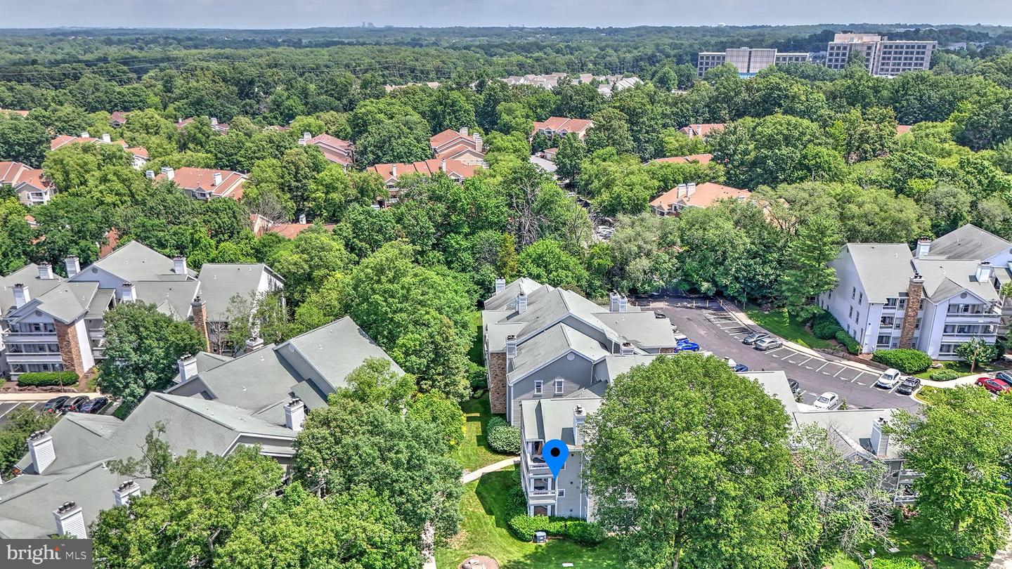 13085 AUTUMN WOODS WAY #206, FAIRFAX, Virginia 22033, 2 Bedrooms Bedrooms, 2 Rooms Rooms,2 BathroomsBathrooms,Residential,For sale,13085 AUTUMN WOODS WAY #206,VAFX2249224 MLS # VAFX2249224