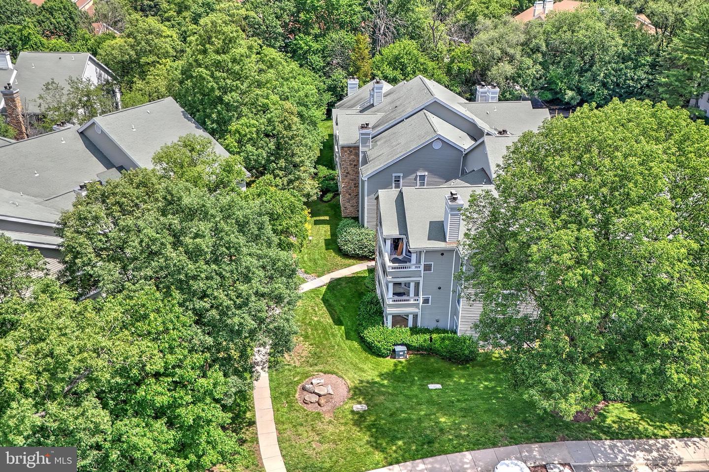 13085 AUTUMN WOODS WAY #206, FAIRFAX, Virginia 22033, 2 Bedrooms Bedrooms, 2 Rooms Rooms,2 BathroomsBathrooms,Residential,For sale,13085 AUTUMN WOODS WAY #206,VAFX2249224 MLS # VAFX2249224