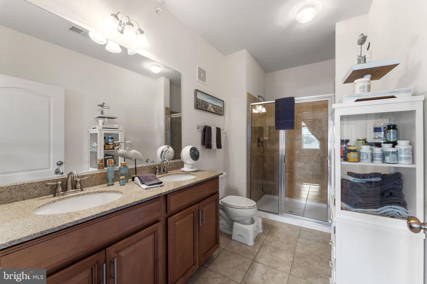 24660 WOOLLY MAMMOTH TER #404, ALDIE, Virginia 20105, 3 Bedrooms Bedrooms, ,2 BathroomsBathrooms,Residential,For sale,24660 WOOLLY MAMMOTH TER #404,VALO2100146 MLS # VALO2100146