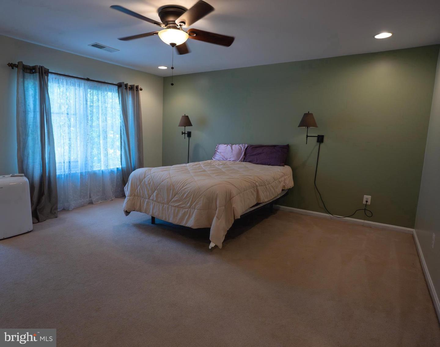 11817 MEDWAY CHURCH LOOP, MANASSAS, Virginia 20109, 3 Bedrooms Bedrooms, ,2 BathroomsBathrooms,Residential,For sale,11817 MEDWAY CHURCH LOOP,VAPW2097294 MLS # VAPW2097294
