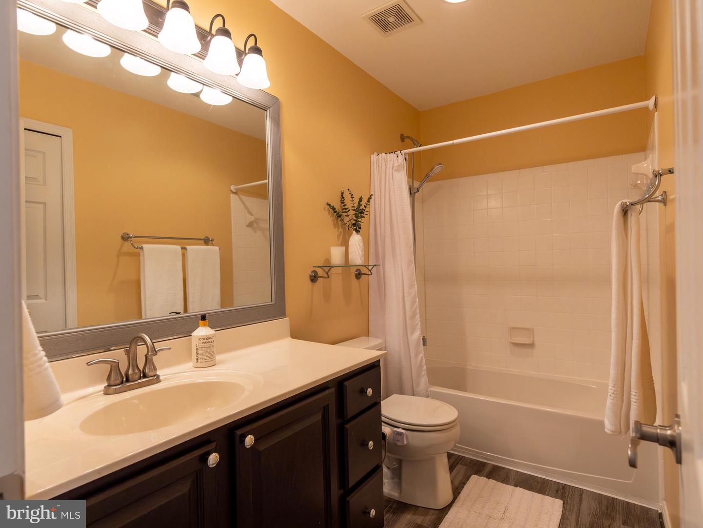 11817 MEDWAY CHURCH LOOP, MANASSAS, Virginia 20109, 3 Bedrooms Bedrooms, ,2 BathroomsBathrooms,Residential,For sale,11817 MEDWAY CHURCH LOOP,VAPW2097294 MLS # VAPW2097294