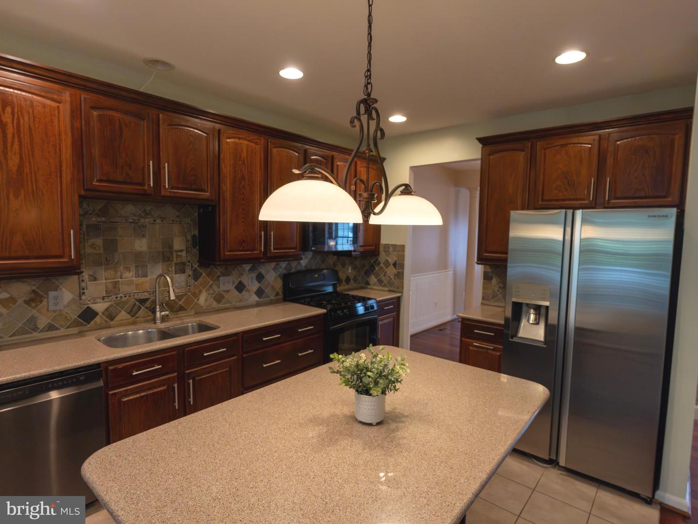 11817 MEDWAY CHURCH LOOP, MANASSAS, Virginia 20109, 3 Bedrooms Bedrooms, ,2 BathroomsBathrooms,Residential,For sale,11817 MEDWAY CHURCH LOOP,VAPW2097294 MLS # VAPW2097294