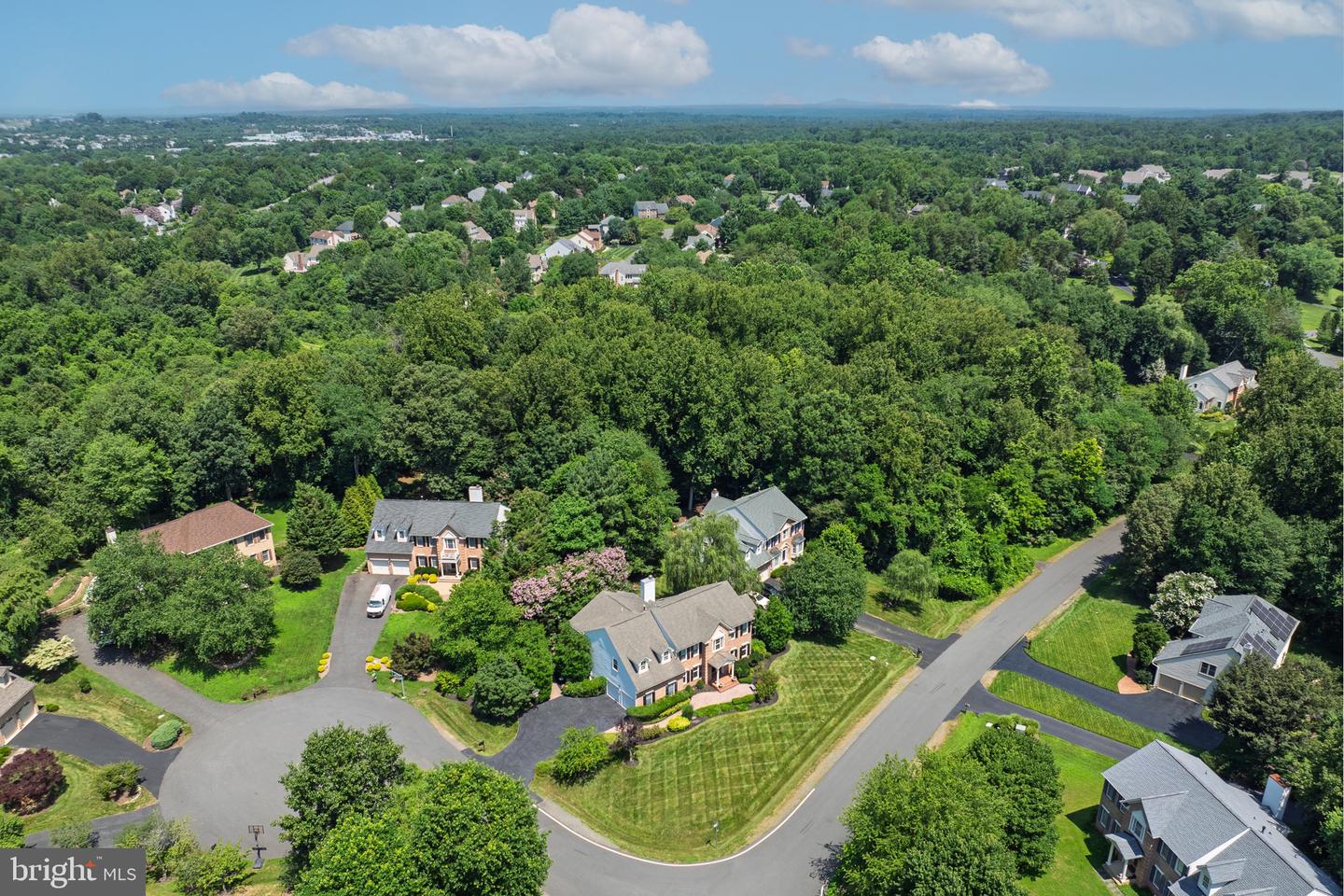11910 CRAYTON CT, HERNDON, Virginia 20170, 5 Bedrooms Bedrooms, ,4 BathroomsBathrooms,Residential,For sale,11910 CRAYTON CT,VAFX2248506 MLS # VAFX2248506