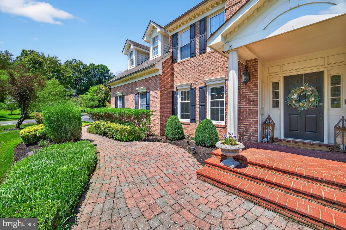 11910 CRAYTON CT, HERNDON, Virginia 20170, 5 Bedrooms Bedrooms, ,4 BathroomsBathrooms,Residential,For sale,11910 CRAYTON CT,VAFX2248506 MLS # VAFX2248506