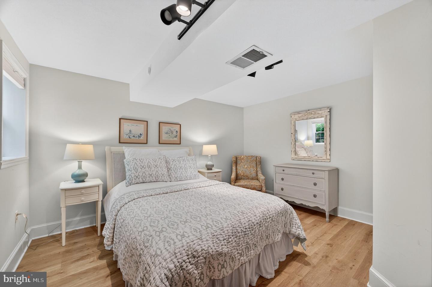11910 CRAYTON CT, HERNDON, Virginia 20170, 5 Bedrooms Bedrooms, ,4 BathroomsBathrooms,Residential,For sale,11910 CRAYTON CT,VAFX2248506 MLS # VAFX2248506