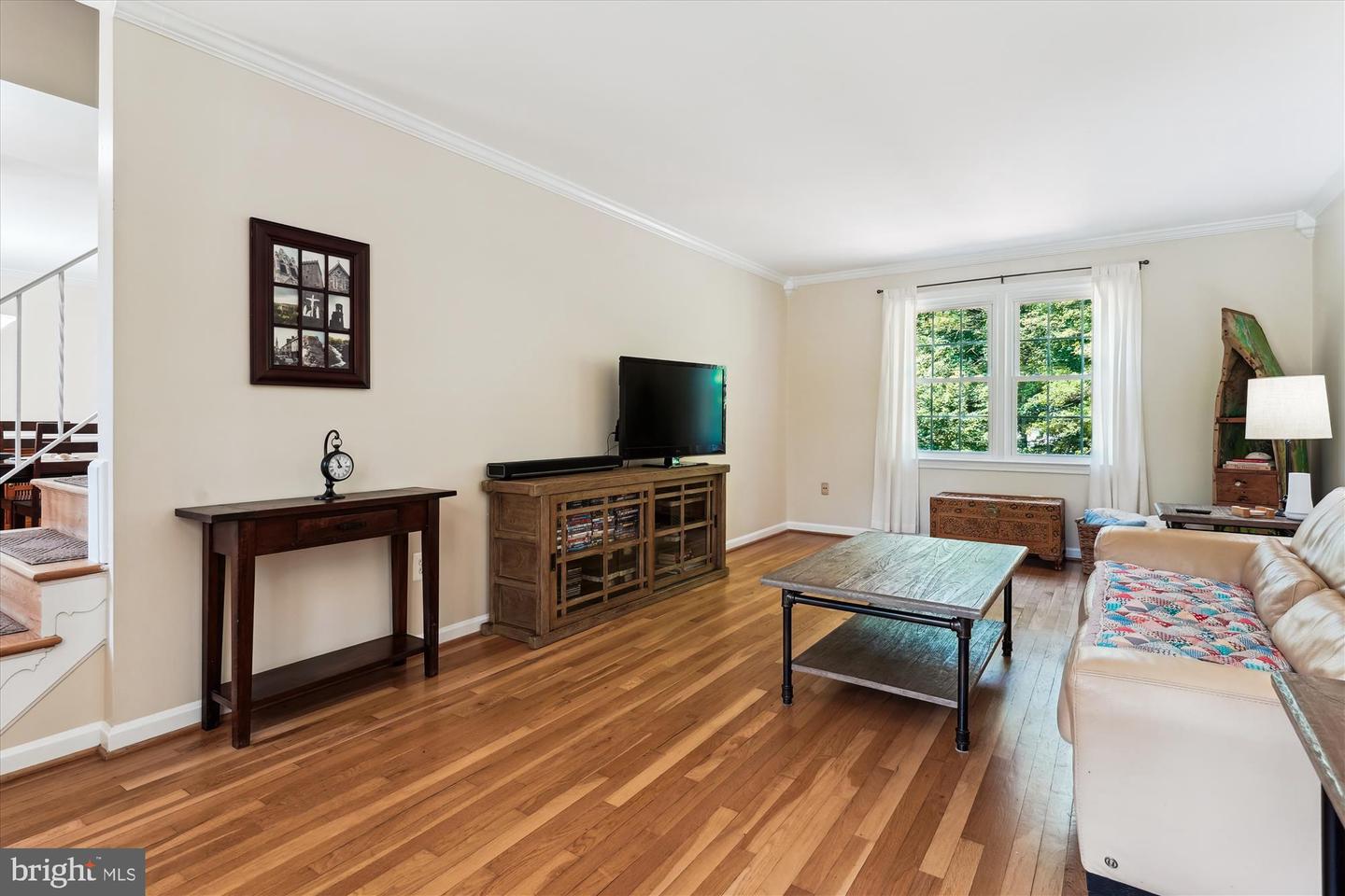 6702 RED JACKET RD, SPRINGFIELD, Virginia 22152, 4 Bedrooms Bedrooms, ,2 BathroomsBathrooms,Residential,For sale,6702 RED JACKET RD,VAFX2248804 MLS # VAFX2248804