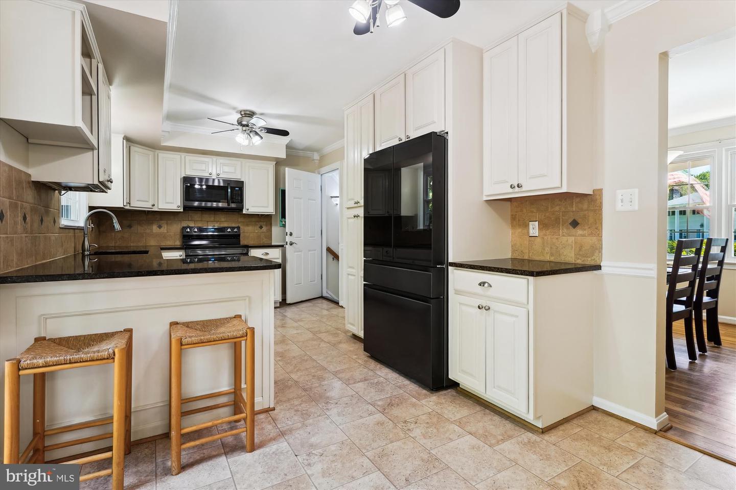 6702 RED JACKET RD, SPRINGFIELD, Virginia 22152, 4 Bedrooms Bedrooms, ,2 BathroomsBathrooms,Residential,For sale,6702 RED JACKET RD,VAFX2248804 MLS # VAFX2248804