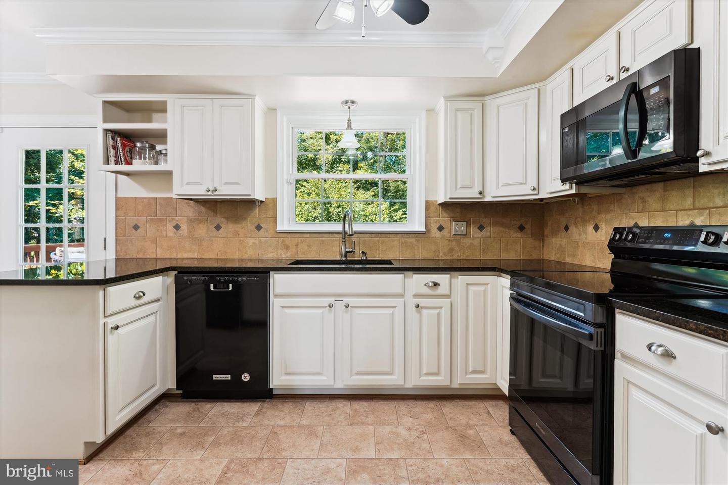 6702 RED JACKET RD, SPRINGFIELD, Virginia 22152, 4 Bedrooms Bedrooms, ,2 BathroomsBathrooms,Residential,For sale,6702 RED JACKET RD,VAFX2248804 MLS # VAFX2248804