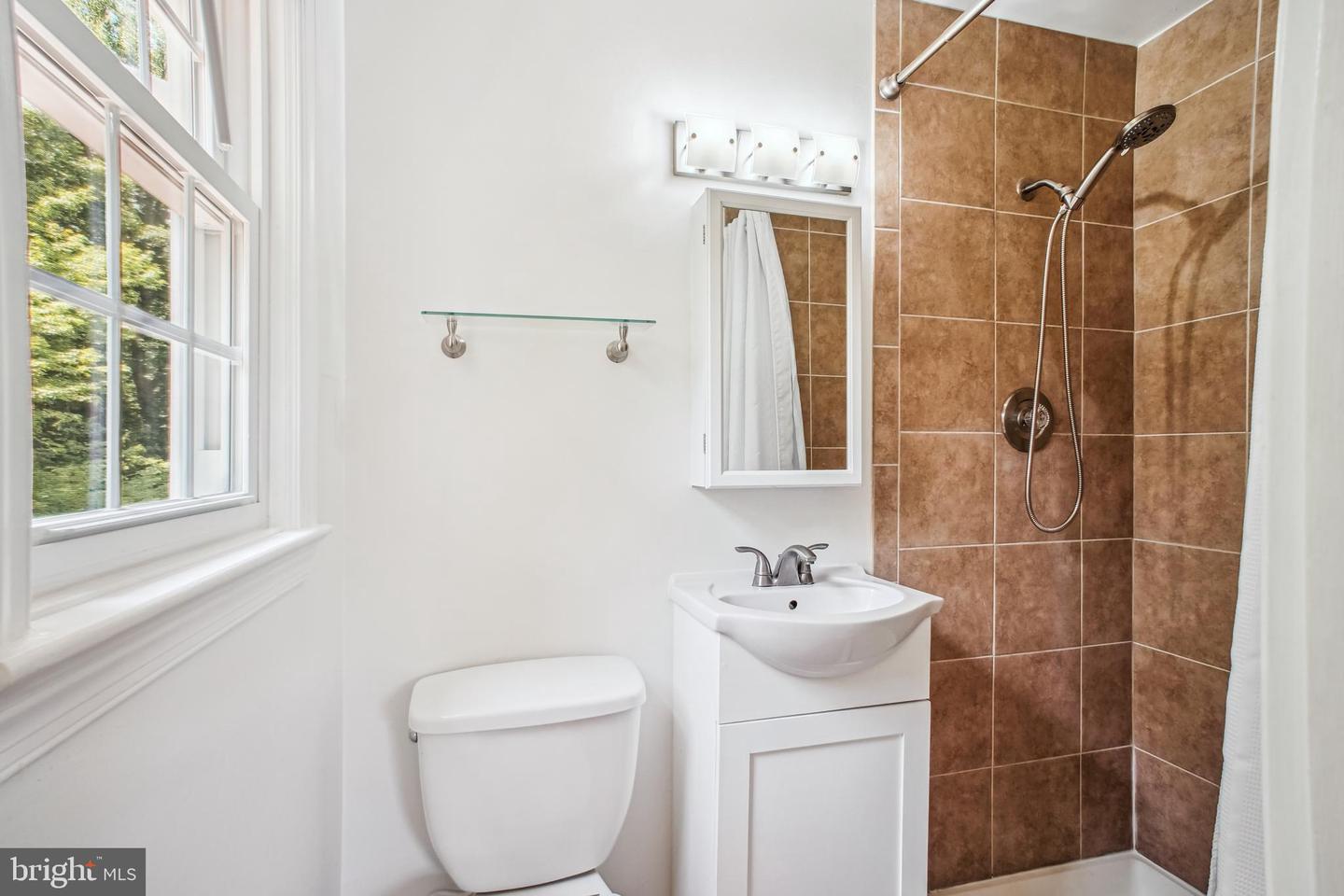 6702 RED JACKET RD, SPRINGFIELD, Virginia 22152, 4 Bedrooms Bedrooms, ,2 BathroomsBathrooms,Residential,For sale,6702 RED JACKET RD,VAFX2248804 MLS # VAFX2248804