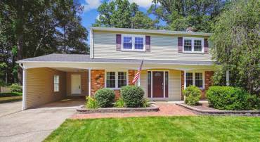 6702 RED JACKET RD, SPRINGFIELD, Virginia 22152, 4 Bedrooms Bedrooms, ,2 BathroomsBathrooms,Residential,For sale,6702 RED JACKET RD,VAFX2248804 MLS # VAFX2248804