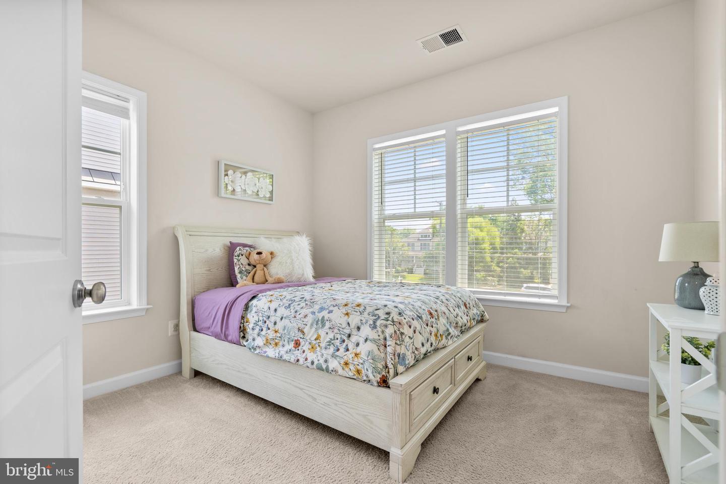 625 E G ST, PURCELLVILLE, Virginia 20132, 4 Bedrooms Bedrooms, ,3 BathroomsBathrooms,Residential,For sale,625 E G ST,VALO2099998 MLS # VALO2099998
