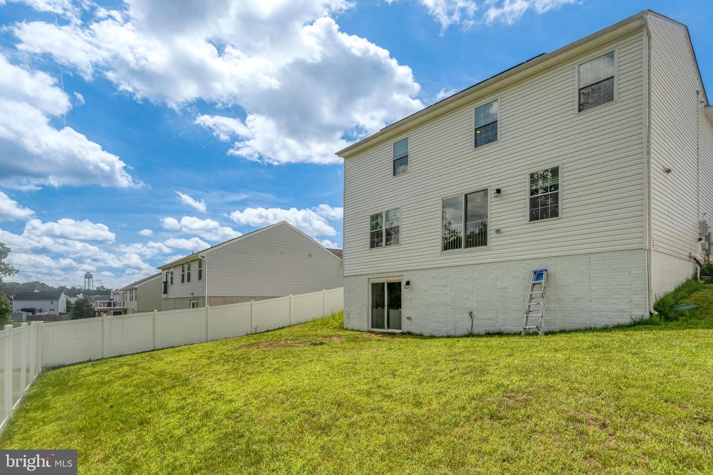 35460 QUAIL MEADOW LN, LOCUST GROVE, Virginia 22508, 4 Bedrooms Bedrooms, ,2 BathroomsBathrooms,Residential,For sale,35460 QUAIL MEADOW LN,VAOR2009988 MLS # VAOR2009988