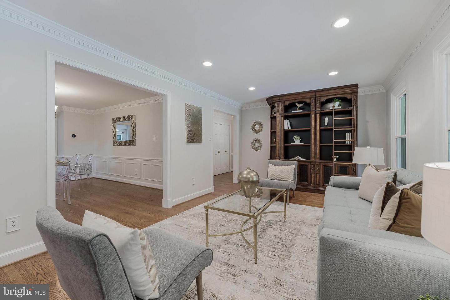 2930 FOX MILL RD, OAK HILL, Virginia 20171, 5 Bedrooms Bedrooms, ,2 BathroomsBathrooms,Residential,For sale,2930 FOX MILL RD,VAFX2249060 MLS # VAFX2249060