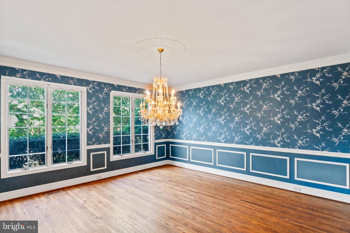 2713 SILKWOOD CT, OAKTON, Virginia 22124, 4 Bedrooms Bedrooms, ,4 BathroomsBathrooms,Residential,For sale,2713 SILKWOOD CT,VAFX2249226 MLS # VAFX2249226