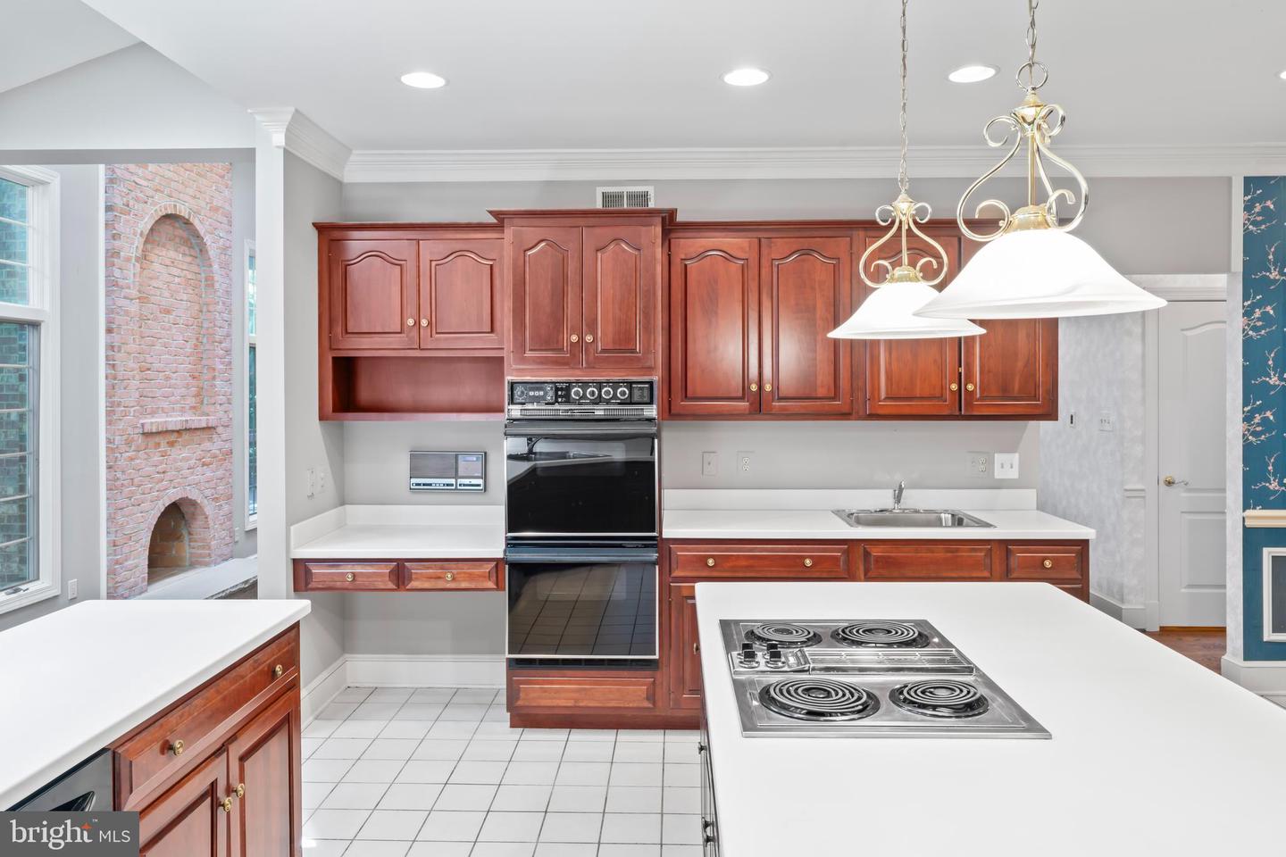 2713 SILKWOOD CT, OAKTON, Virginia 22124, 4 Bedrooms Bedrooms, ,4 BathroomsBathrooms,Residential,For sale,2713 SILKWOOD CT,VAFX2249226 MLS # VAFX2249226