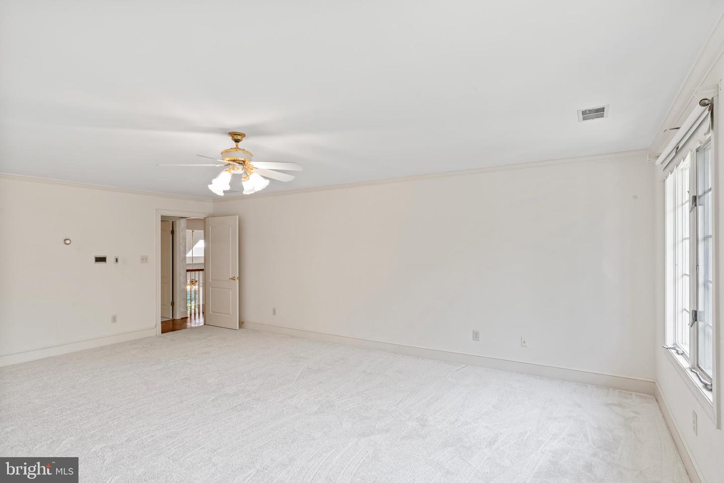 2713 SILKWOOD CT, OAKTON, Virginia 22124, 4 Bedrooms Bedrooms, ,4 BathroomsBathrooms,Residential,For sale,2713 SILKWOOD CT,VAFX2249226 MLS # VAFX2249226