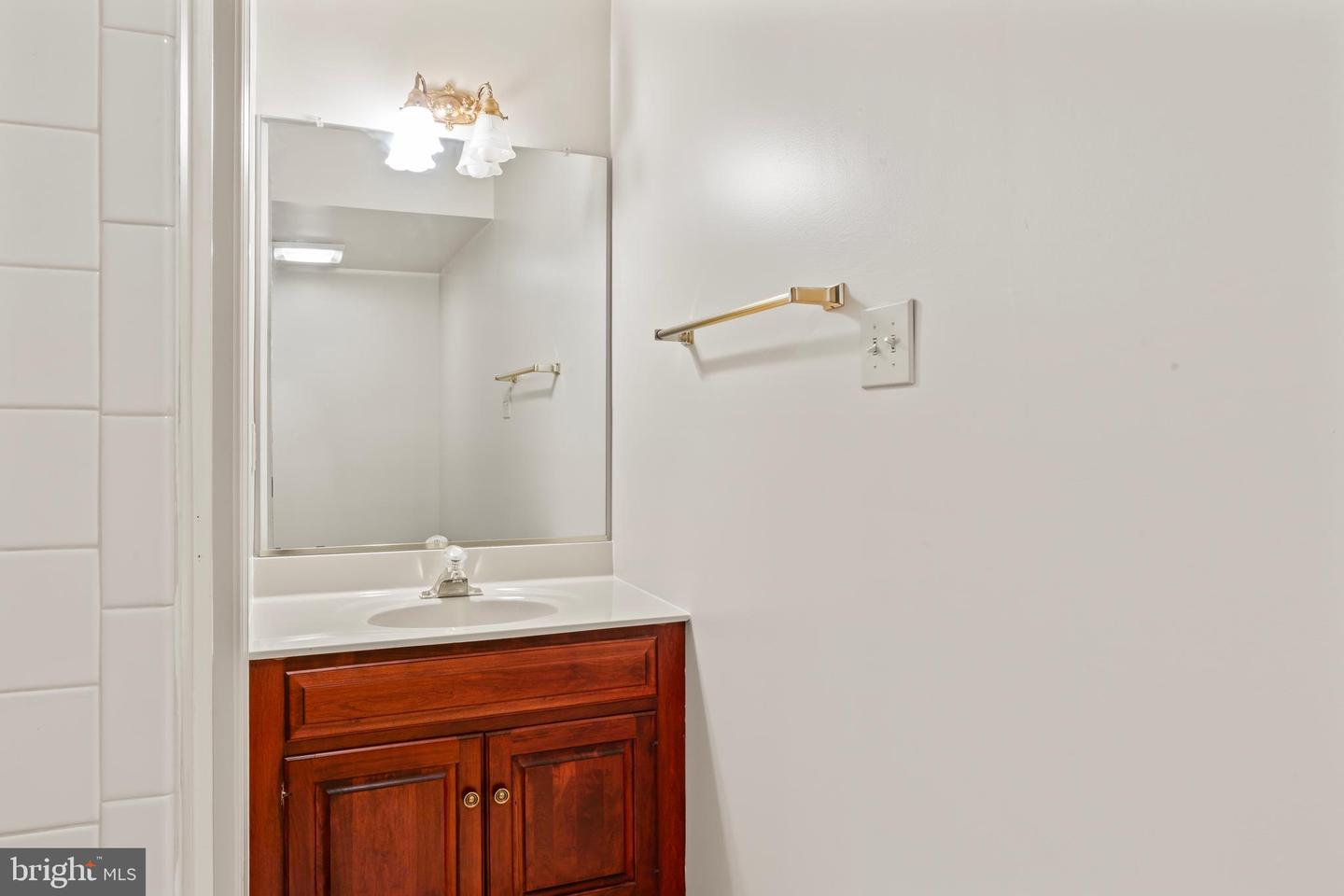2713 SILKWOOD CT, OAKTON, Virginia 22124, 4 Bedrooms Bedrooms, ,4 BathroomsBathrooms,Residential,For sale,2713 SILKWOOD CT,VAFX2249226 MLS # VAFX2249226