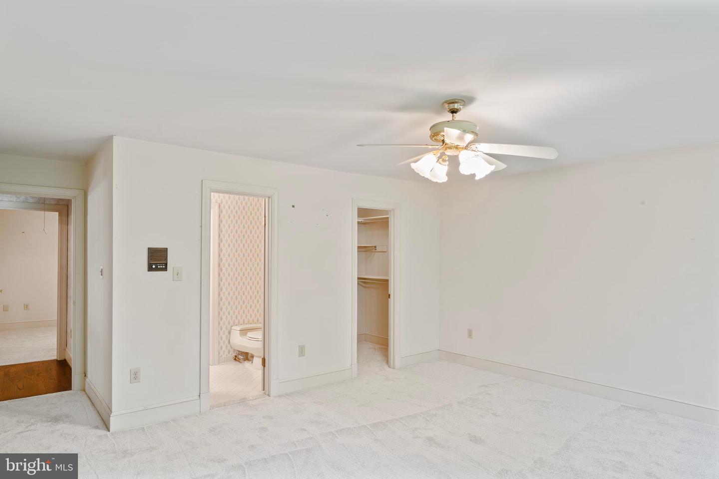 2713 SILKWOOD CT, OAKTON, Virginia 22124, 4 Bedrooms Bedrooms, ,4 BathroomsBathrooms,Residential,For sale,2713 SILKWOOD CT,VAFX2249226 MLS # VAFX2249226