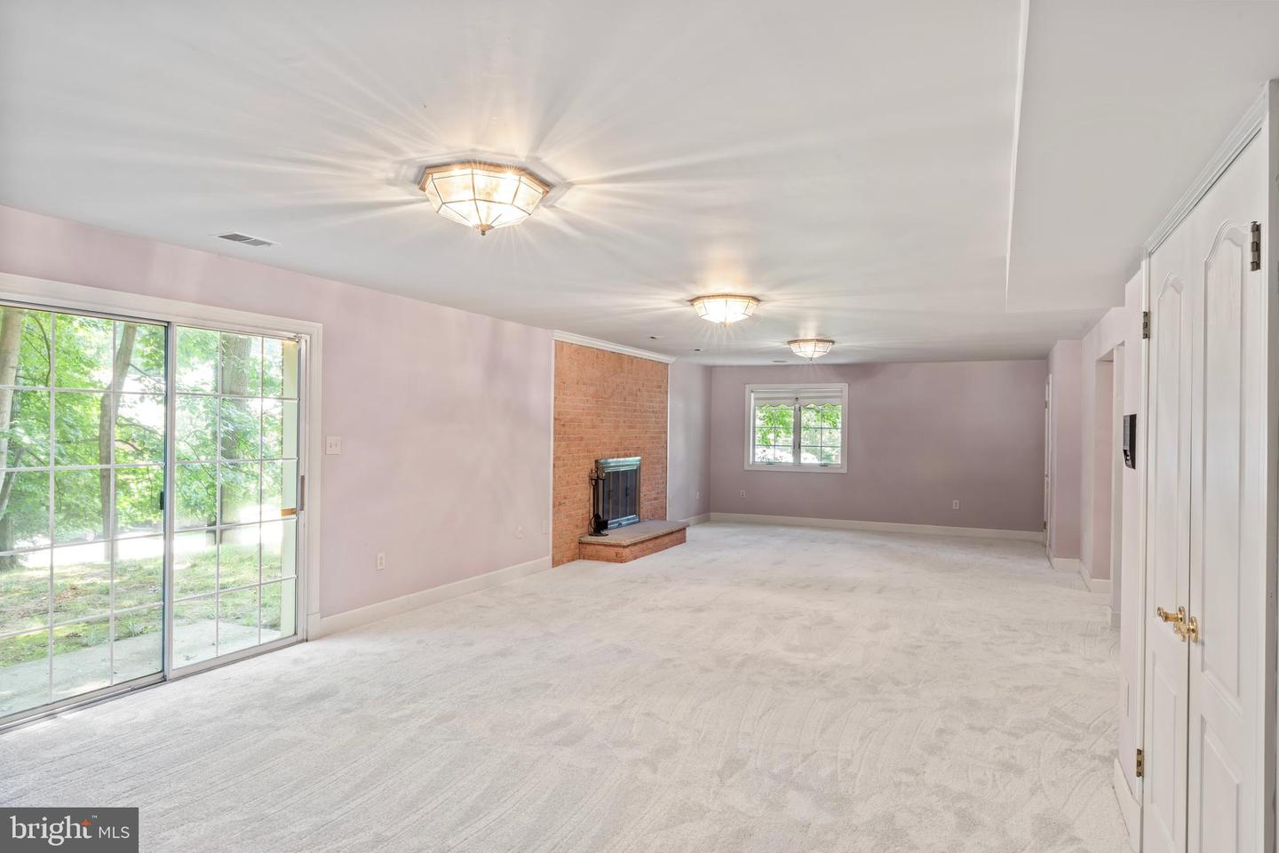 2713 SILKWOOD CT, OAKTON, Virginia 22124, 4 Bedrooms Bedrooms, ,4 BathroomsBathrooms,Residential,For sale,2713 SILKWOOD CT,VAFX2249226 MLS # VAFX2249226