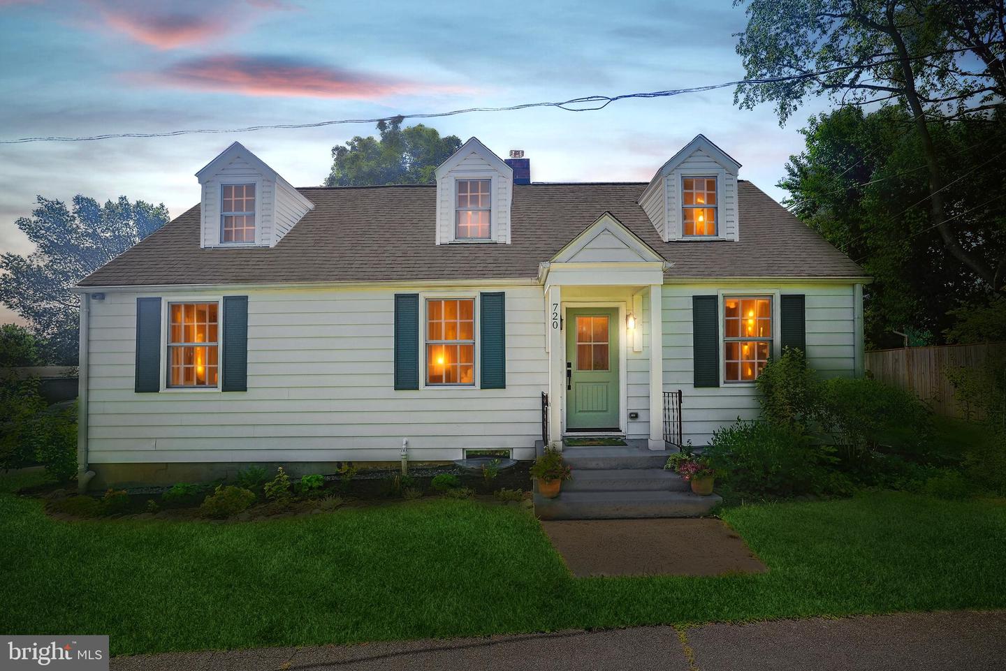 720 E STEPHENS LN, PURCELLVILLE, Virginia 20132, 4 Bedrooms Bedrooms, ,2 BathroomsBathrooms,Residential,For sale,720 E STEPHENS LN,VALO2100192 MLS # VALO2100192