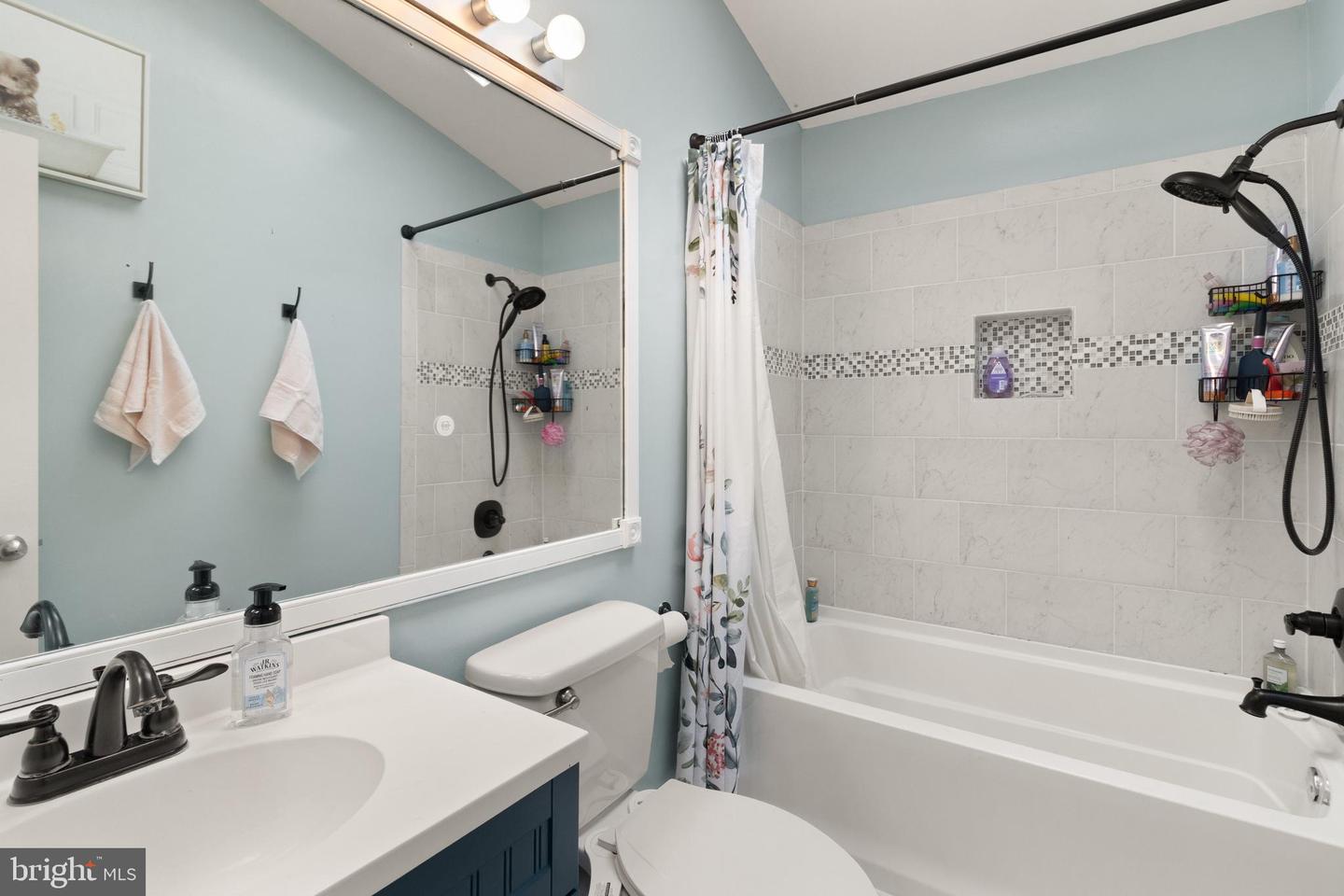 3086 BRIDGETON CT, WOODBRIDGE, Virginia 22192, 3 Bedrooms Bedrooms, ,4 BathroomsBathrooms,Residential,For sale,3086 BRIDGETON CT,VAPW2097668 MLS # VAPW2097668