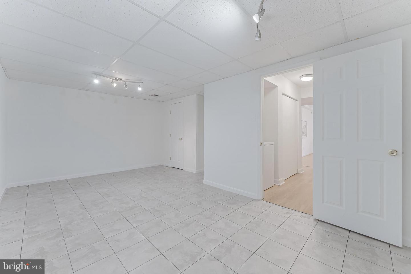 3460 SUMMIT CT NE #3460, WASHINGTON, District Of Columbia 20018, 3 Bedrooms Bedrooms, ,2 BathroomsBathrooms,Residential,For sale,3460 SUMMIT CT NE #3460,DCDC2206178 MLS # DCDC2206178