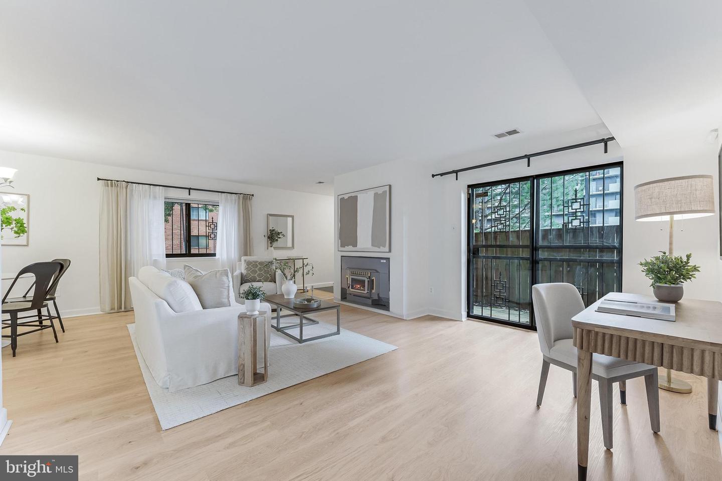 3460 SUMMIT CT NE #3460, WASHINGTON, District Of Columbia 20018, 3 Bedrooms Bedrooms, ,2 BathroomsBathrooms,Residential,For sale,3460 SUMMIT CT NE #3460,DCDC2206178 MLS # DCDC2206178