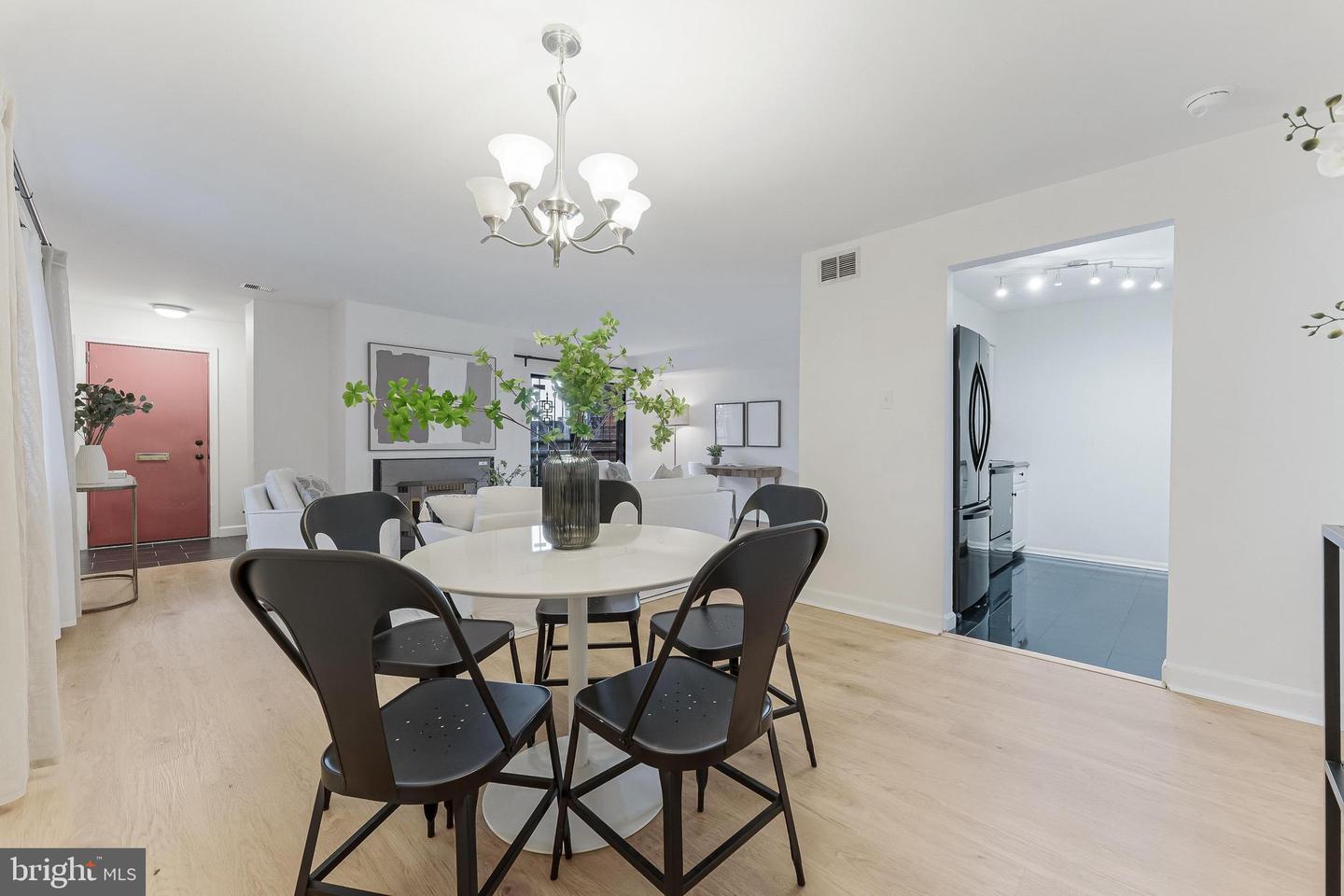 3460 SUMMIT CT NE #3460, WASHINGTON, District Of Columbia 20018, 3 Bedrooms Bedrooms, ,2 BathroomsBathrooms,Residential,For sale,3460 SUMMIT CT NE #3460,DCDC2206178 MLS # DCDC2206178