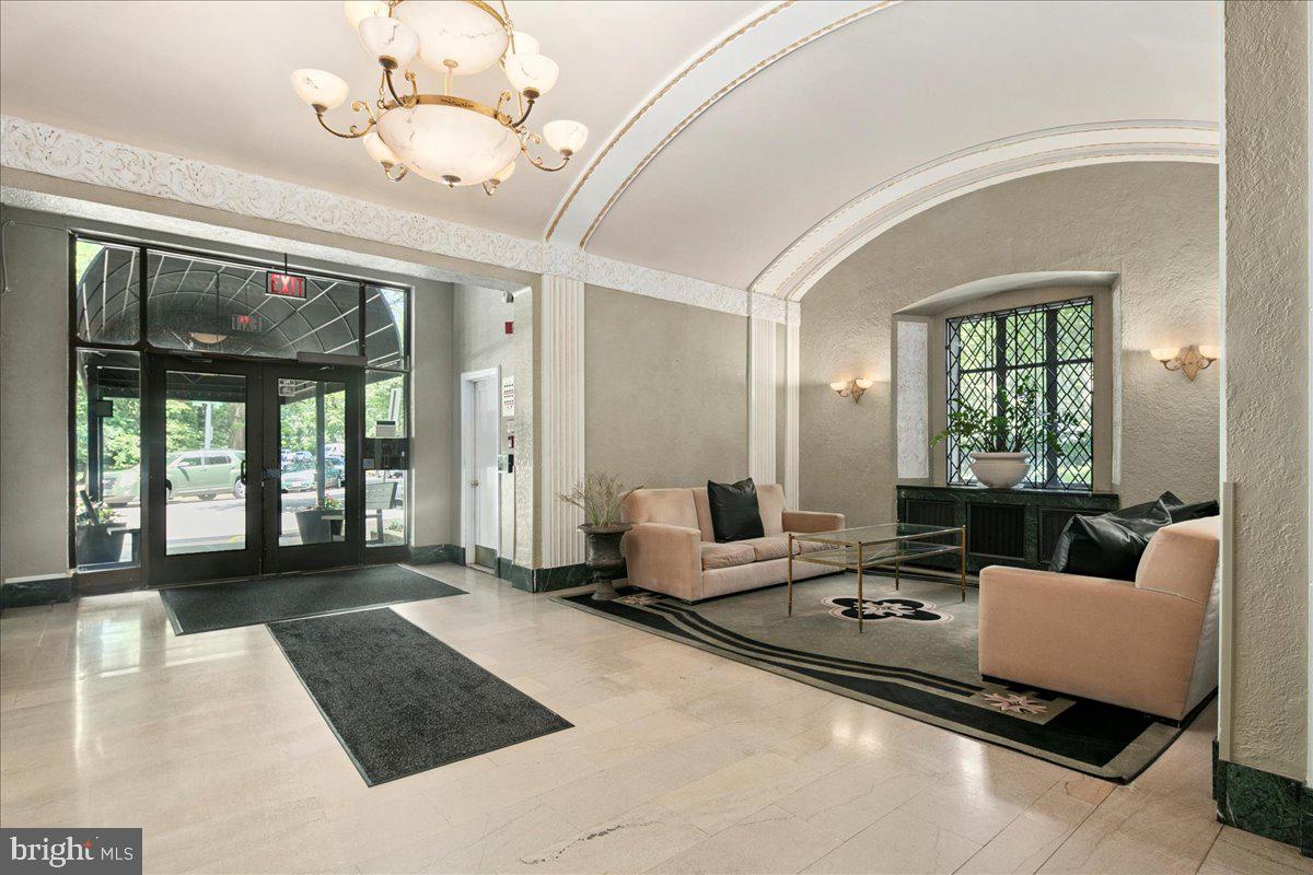 2032 BELMONT RD NW #312, WASHINGTON, District Of Columbia 20009, 2 Bedrooms Bedrooms, ,1 BathroomBathrooms,Residential,For sale,2032 BELMONT RD NW #312,DCDC2207212 MLS # DCDC2207212