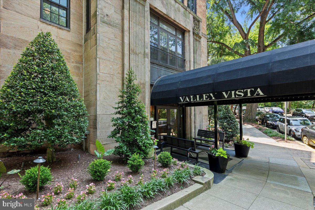 2032 BELMONT RD NW #312, WASHINGTON, District Of Columbia 20009, 2 Bedrooms Bedrooms, ,1 BathroomBathrooms,Residential,For sale,2032 BELMONT RD NW #312,DCDC2207212 MLS # DCDC2207212