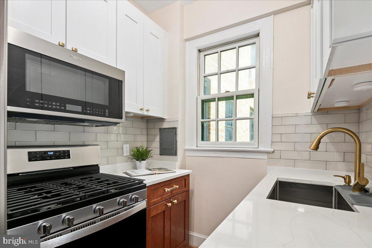 2032 BELMONT RD NW #312, WASHINGTON, District Of Columbia 20009, 2 Bedrooms Bedrooms, ,1 BathroomBathrooms,Residential,For sale,2032 BELMONT RD NW #312,DCDC2207212 MLS # DCDC2207212