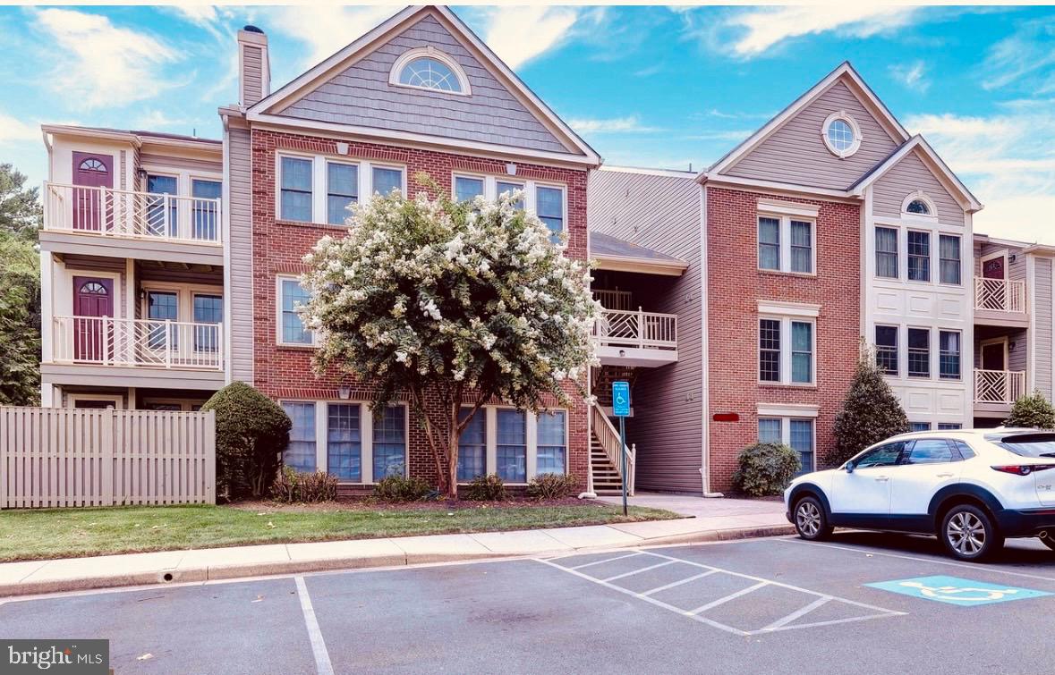 12012 RIDGE KNOLL DR #7, FAIRFAX, Virginia 22033, 2 Bedrooms Bedrooms, ,2 BathroomsBathrooms,Residential,For sale,12012 RIDGE KNOLL DR #7,VAFX2249880 MLS # VAFX2249880