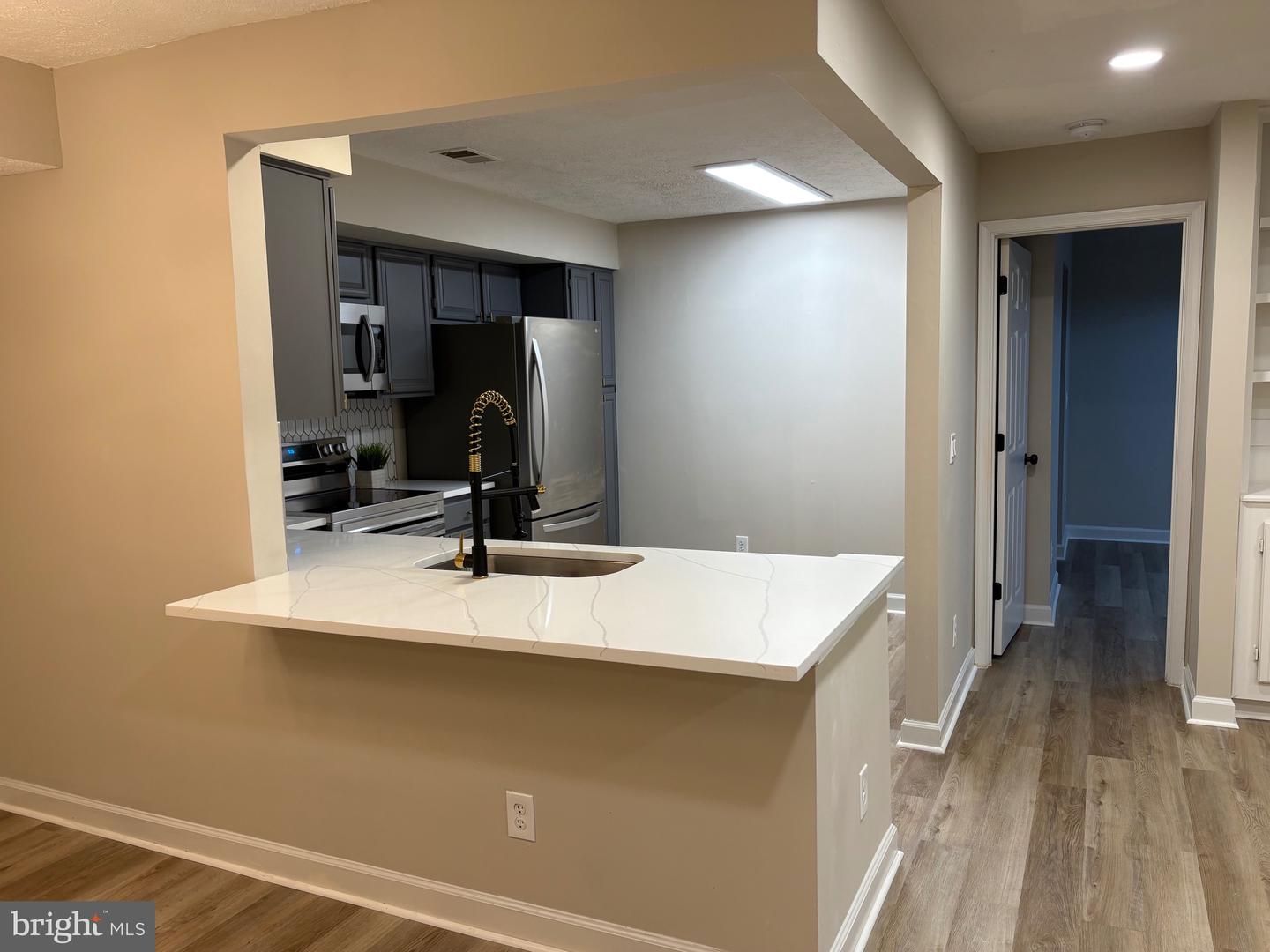 12012 RIDGE KNOLL DR #7, FAIRFAX, Virginia 22033, 2 Bedrooms Bedrooms, ,2 BathroomsBathrooms,Residential,For sale,12012 RIDGE KNOLL DR #7,VAFX2249880 MLS # VAFX2249880