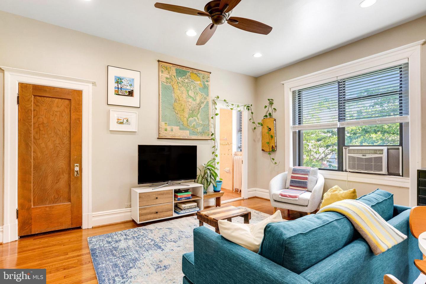 1514 17TH ST NW #412, WASHINGTON, District Of Columbia 20036, ,1 BathroomBathrooms,Residential,For sale,1514 17TH ST NW #412,DCDC2207340 MLS # DCDC2207340
