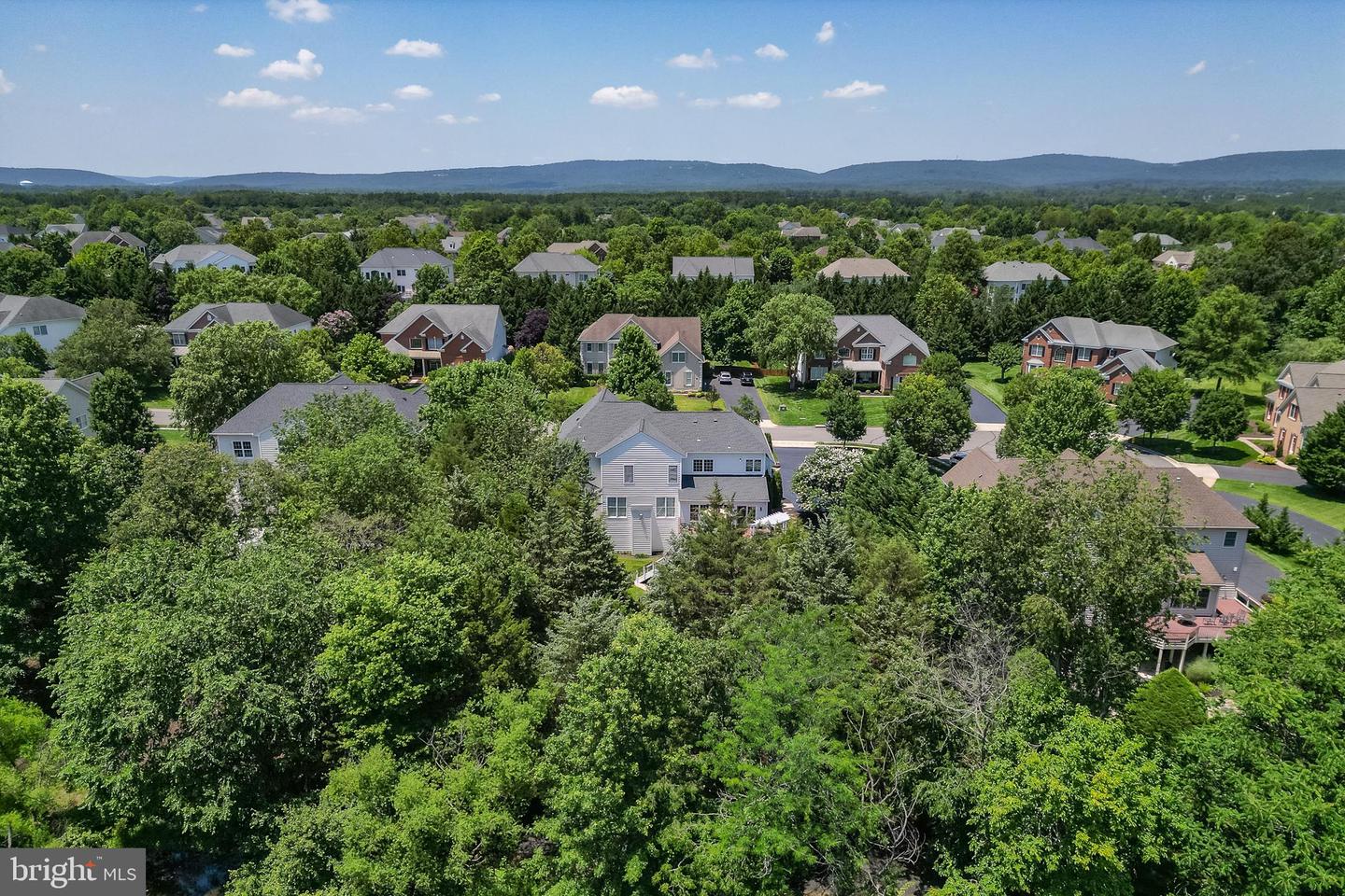 5359 WALKERTON CT, HAYMARKET, Virginia 20169, 5 Bedrooms Bedrooms, ,5 BathroomsBathrooms,Residential,For sale,5359 WALKERTON CT,VAPW2097736 MLS # VAPW2097736