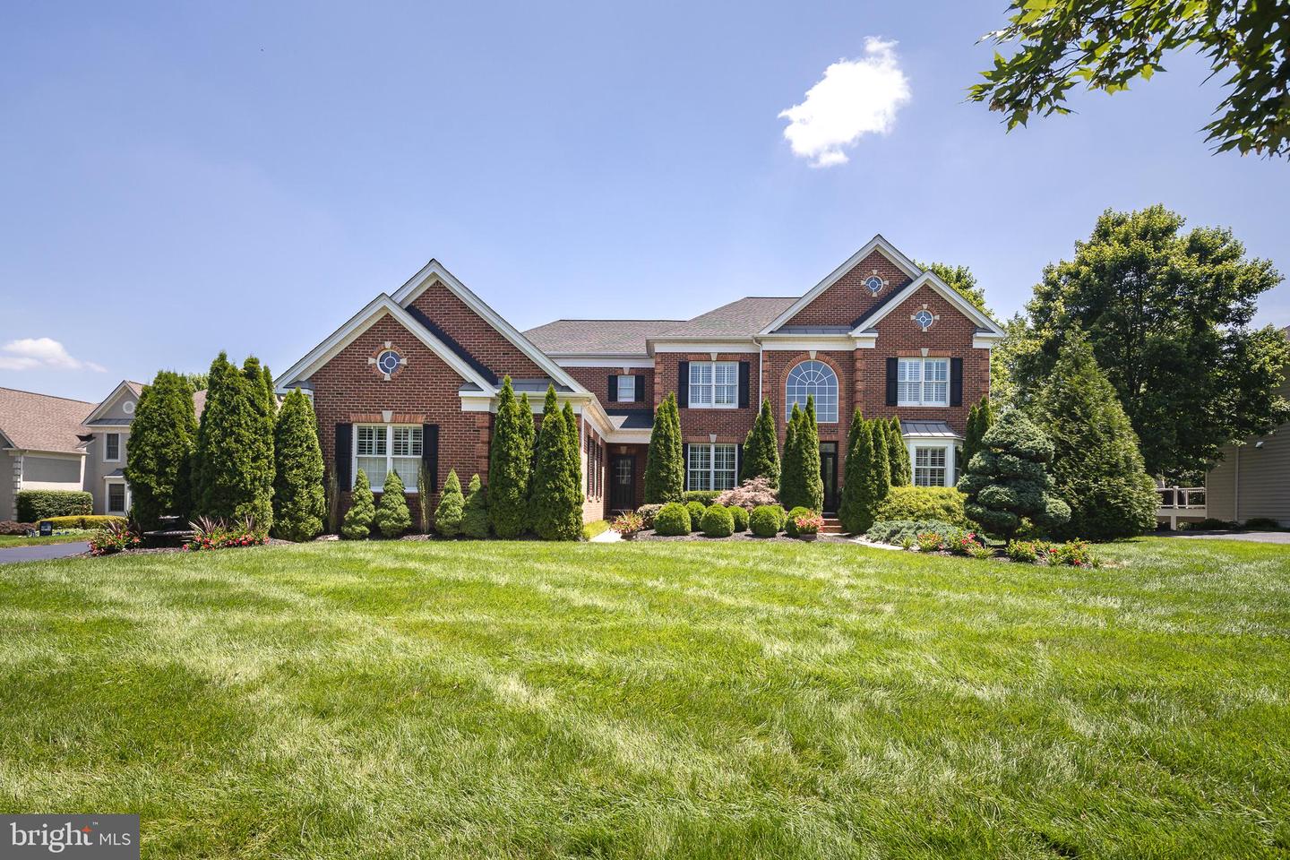 5359 WALKERTON CT, HAYMARKET, Virginia 20169, 5 Bedrooms Bedrooms, ,5 BathroomsBathrooms,Residential,For sale,5359 WALKERTON CT,VAPW2097736 MLS # VAPW2097736