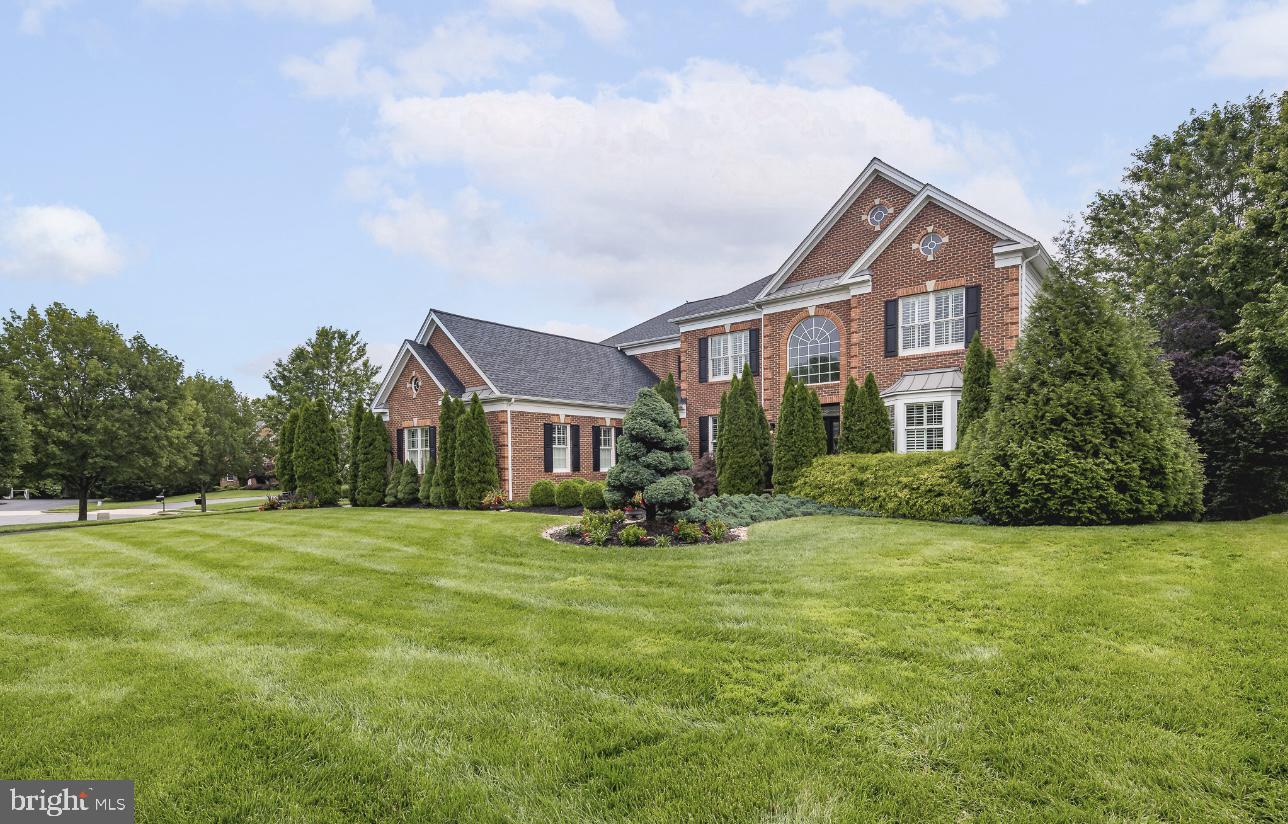 5359 WALKERTON CT, HAYMARKET, Virginia 20169, 5 Bedrooms Bedrooms, ,5 BathroomsBathrooms,Residential,For sale,5359 WALKERTON CT,VAPW2097736 MLS # VAPW2097736
