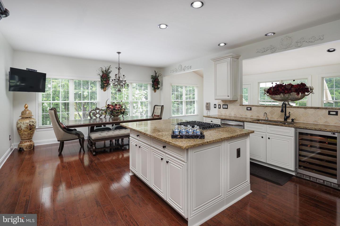 5359 WALKERTON CT, HAYMARKET, Virginia 20169, 5 Bedrooms Bedrooms, ,5 BathroomsBathrooms,Residential,For sale,5359 WALKERTON CT,VAPW2097736 MLS # VAPW2097736