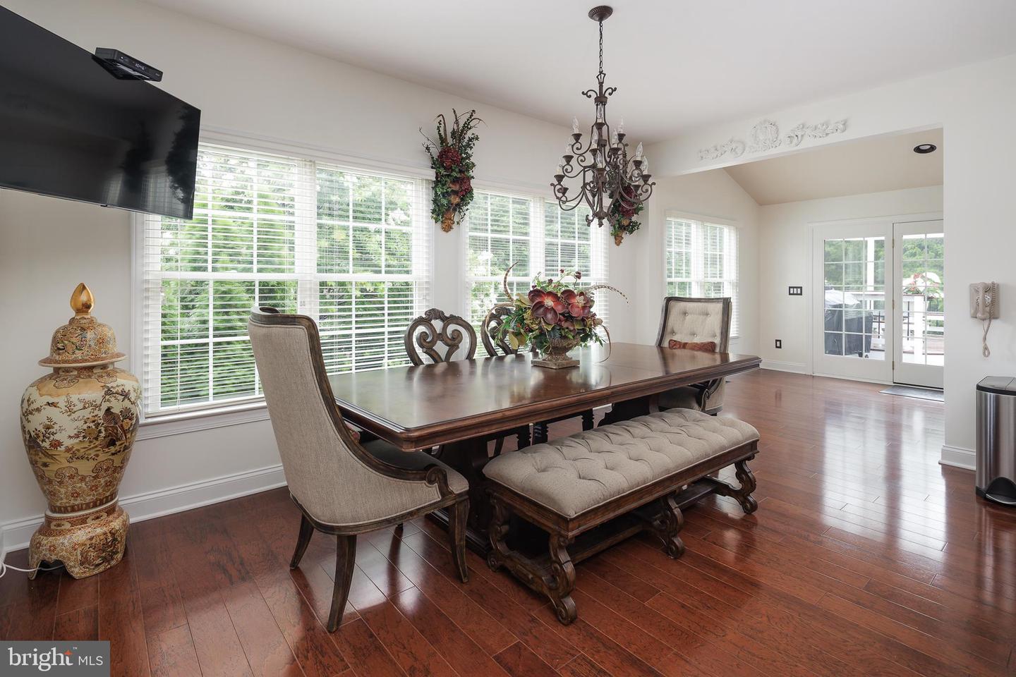 5359 WALKERTON CT, HAYMARKET, Virginia 20169, 5 Bedrooms Bedrooms, ,5 BathroomsBathrooms,Residential,For sale,5359 WALKERTON CT,VAPW2097736 MLS # VAPW2097736