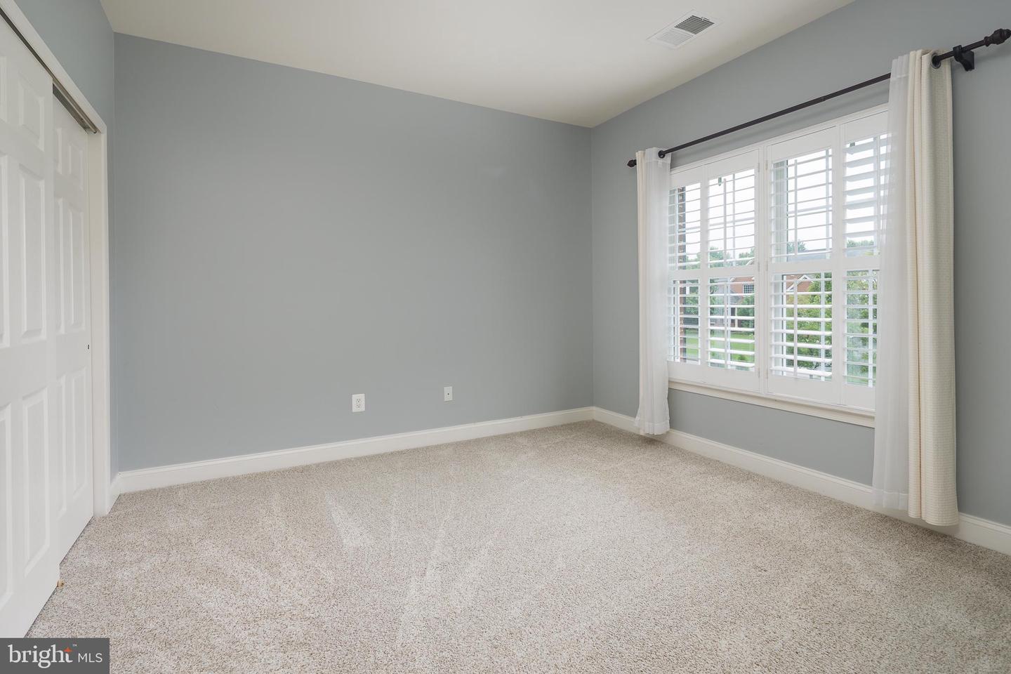 5359 WALKERTON CT, HAYMARKET, Virginia 20169, 5 Bedrooms Bedrooms, ,5 BathroomsBathrooms,Residential,For sale,5359 WALKERTON CT,VAPW2097736 MLS # VAPW2097736