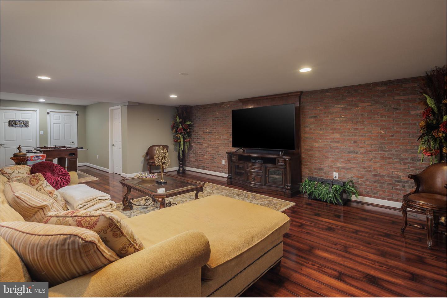 5359 WALKERTON CT, HAYMARKET, Virginia 20169, 5 Bedrooms Bedrooms, ,5 BathroomsBathrooms,Residential,For sale,5359 WALKERTON CT,VAPW2097736 MLS # VAPW2097736